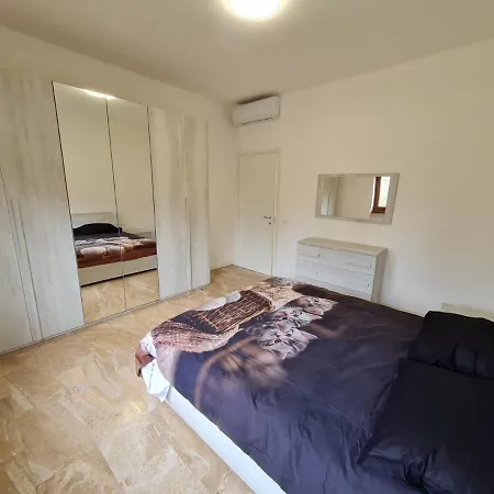 Apartment La Finestra Sul Parco *